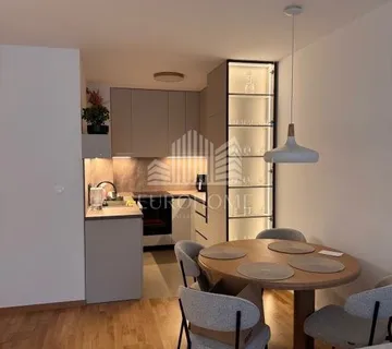 NOVOGRADNJA-potpuno namješteno 60m2+VPM - cover