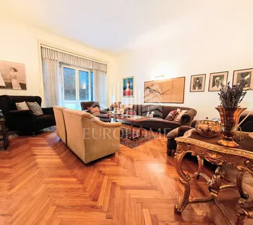 STAN 165 m2 - CENTAR - lift, AB kontrukcija, top lokacija - cover