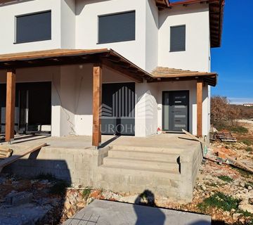 NOVOGRADNJA, Murvica kuća sa bazenom 256m2, 1835€/m2 - cover
