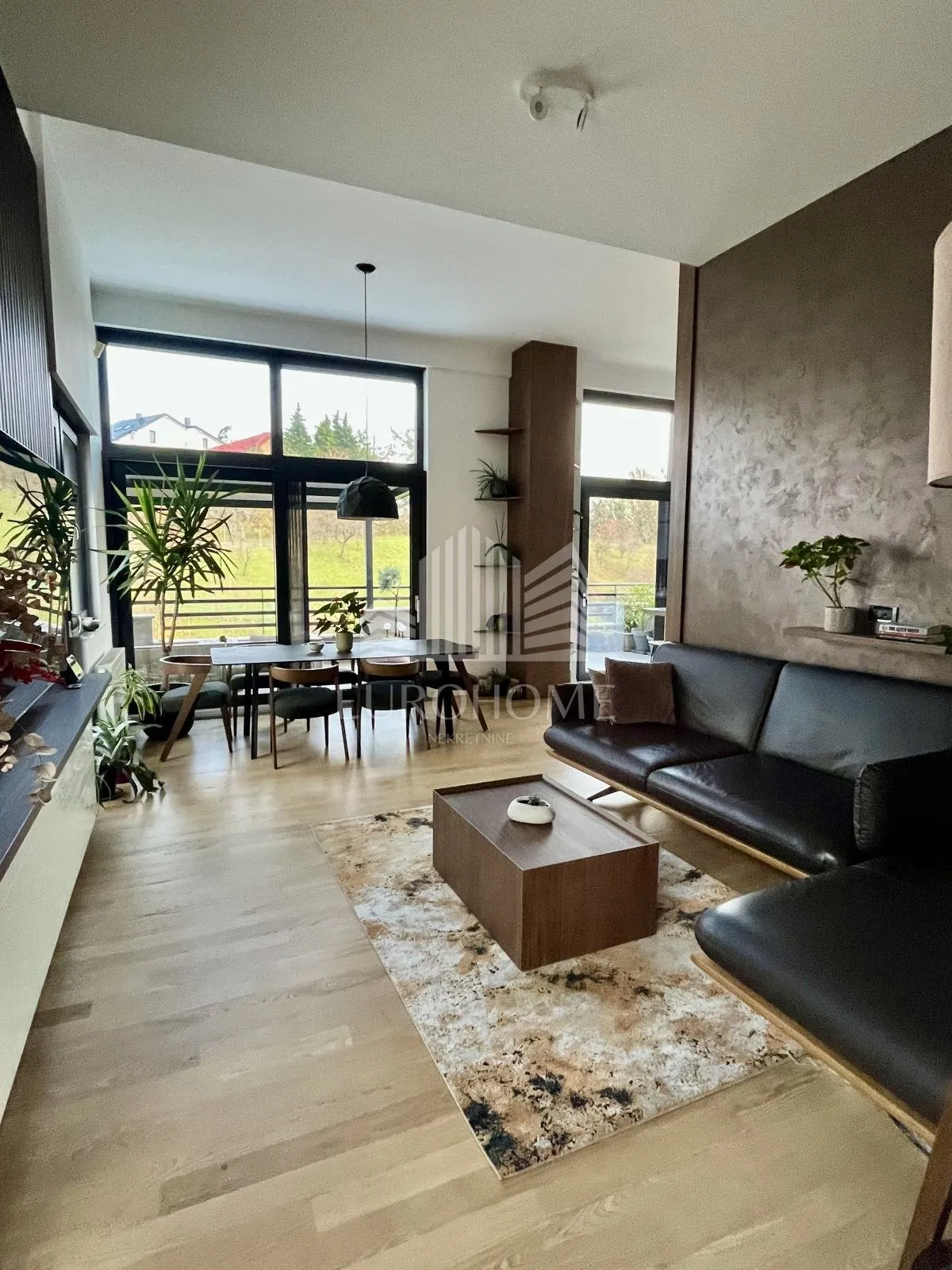 PENTHOUSE 127m2, VPM, GARAŽNO MJESTO, REMETE - cover