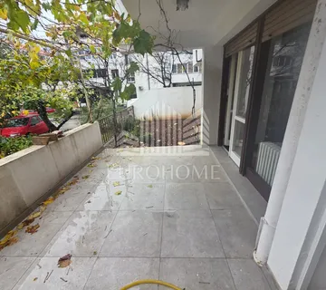 PETRIĆI, Dugoročan najam, stan u prizemlju, vrt - cover