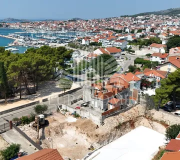 VODICE- TOP PRILIKA- Penthouse, bazen, garaža, 197m2 - cover