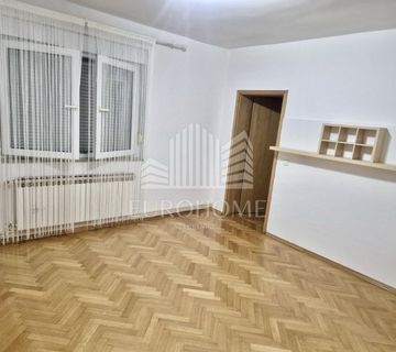Kuća 355 m² s 3 stana i okućnicom u centru Velike Gorice - cover