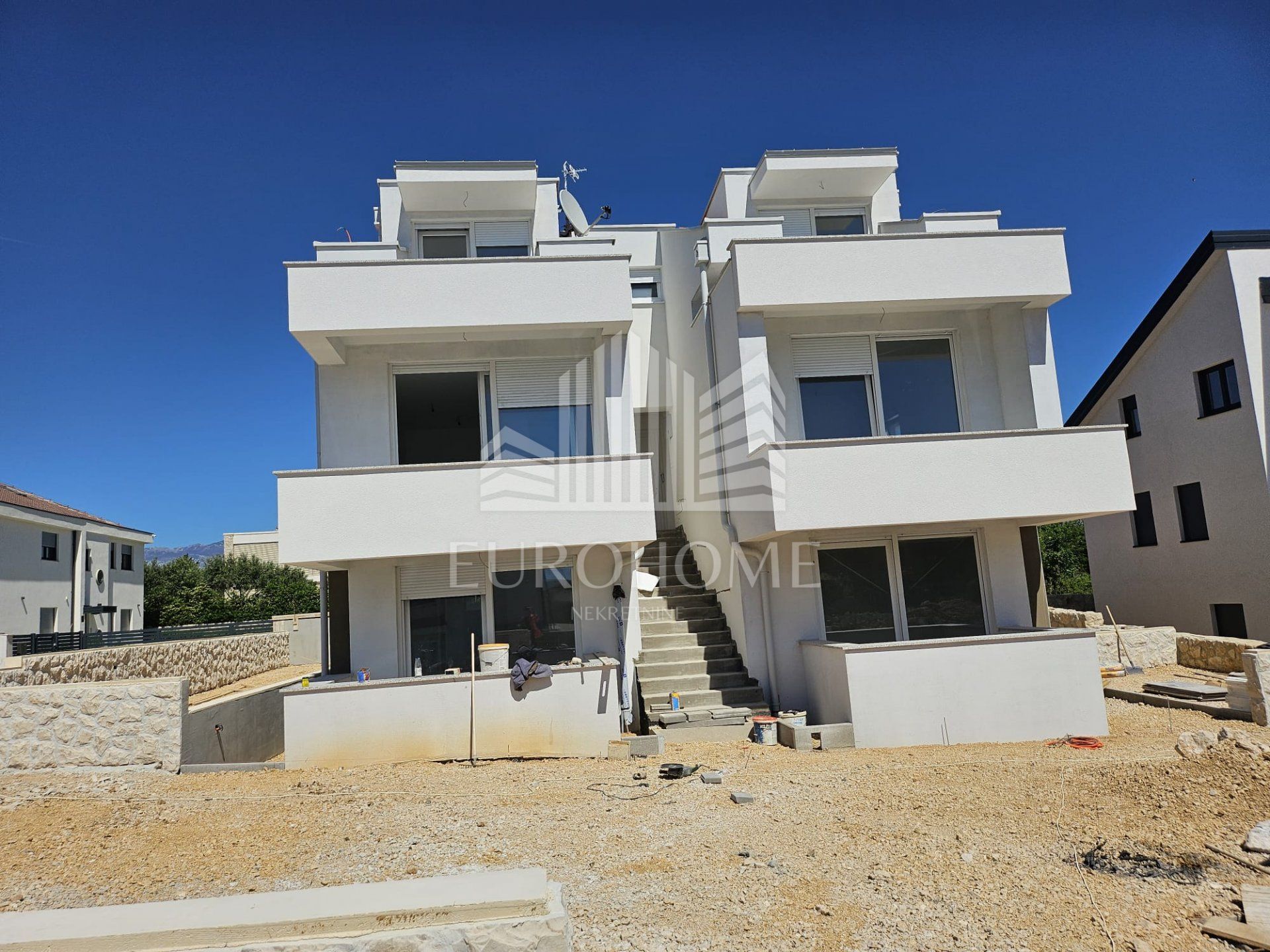 Novogradnja,Gajac,Škuncini Stani,stan 63m2 u prizemlju+vrt - cover