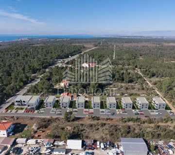 ZADAR-KOŽINO NOVOGRADNJA 2790€ M2 - cover