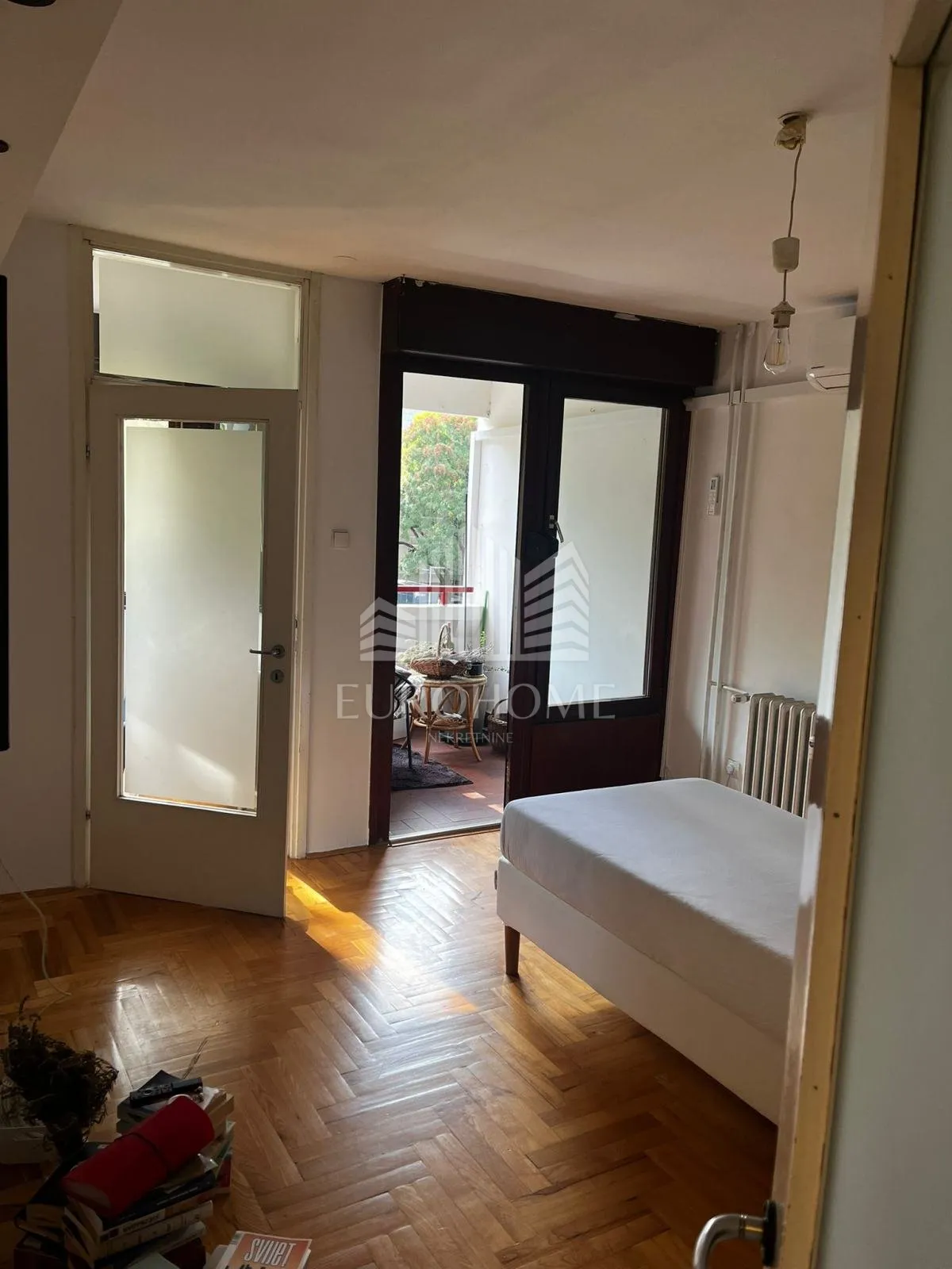 Jednosobni stan 50 m² na Jarunu, potpuno namješten, terasa, renoviran 2021. - cover