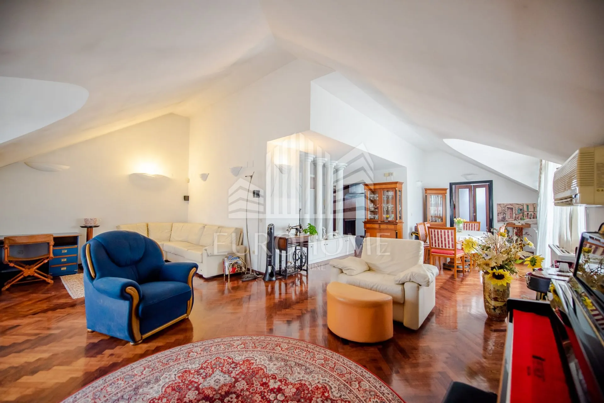 Dvoetažni stan 175,34 m2 sa garažom 45,74 m2 na Gornjem Bukovcu - cover