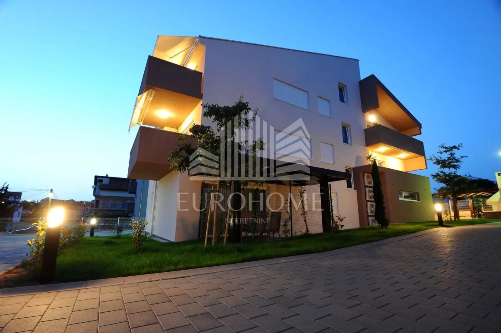 Zadar, Dvosoban stan za dugoročan najam - cover