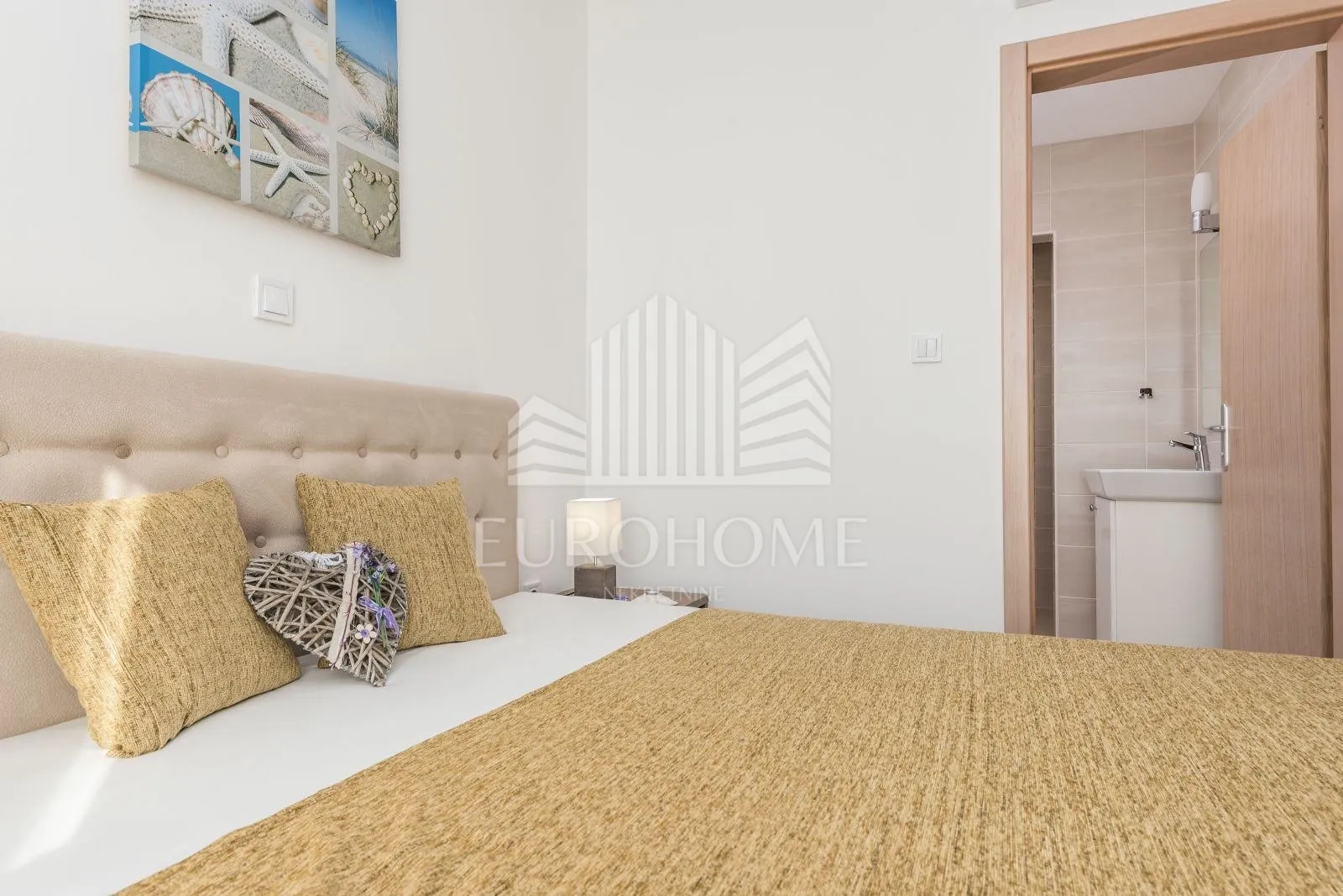 SUKOŠAN- Villa with pool in resort, 188m2, 439 yard - cover