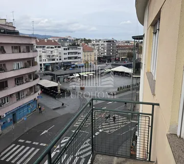 Kvatrić, 3-soban stan za adaptaciju s velikim potencijalom - cover