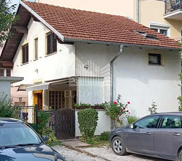 Kuća Trnje Sigečica 4s i okućnica odlična lokacija - cover