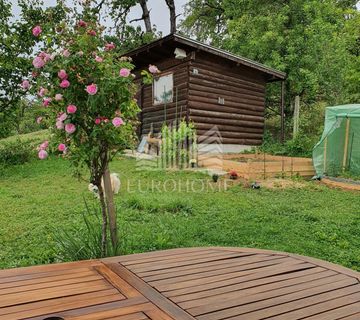  Velika novija kuća sa dvorištem – idealna za miran obiteljski život - cover