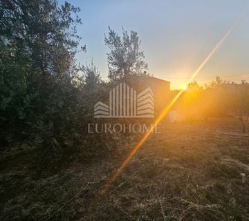 Prilika za investitore! Sinjoretovo,građevinsko zemljište 2035m2 - cover