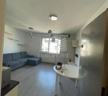 Moderno namješten dvosoban stan - Heinzelova ulica - - cover