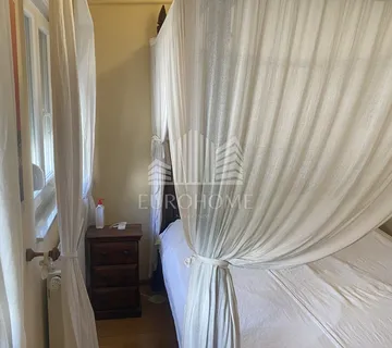 PETRČANE- Šarmantan apartman, vrt, 119m2 - cover