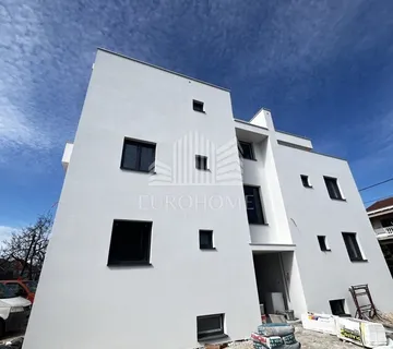 ZADAR, BORIK - JEDNOSOBAN STAN U PRIZEMLJU, 50m2 - cover