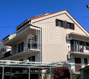Villa 80m od mora, SVETI FILIP I JAKOV