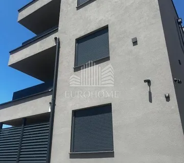 ZADAR, CRVENE KUĆE, Prvoklasna novogradnja, 106m2