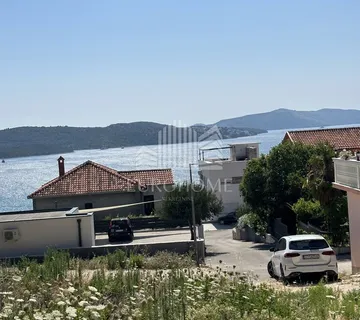 ČIOVO- Građevinsko zemljište s pogledom, Projekt villa, 850m2 - cover
