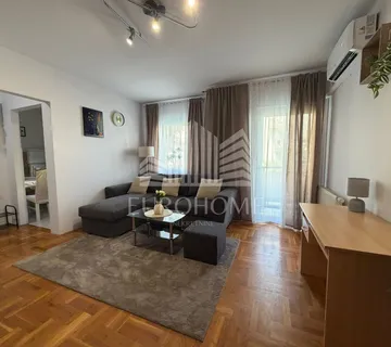 Stan 45 m² u mirnom okruženju – dostupan odmah - Zagreb