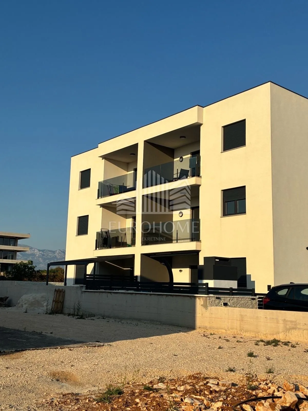 POVLJANA- TOP PRILIKA- Dvosoban apartman, 55m2 - cover