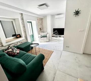 PRILIKA ! Novouređena kamena kuća, Veli Iž, 125,00 m2 - Veli Iž, Zadar