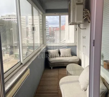 ZADAR, CENTAR, DVOSOBAN STAN ZA NAJAM, 90m2