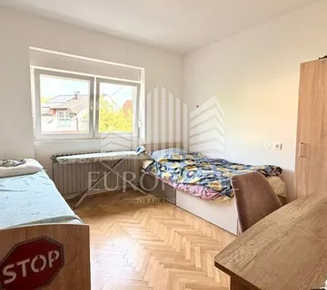 ADAPTIRAN STAN 97m2 S TERASOM I PARKINGOM 2988€/m2- mirna l (prodaja) - Zagreb