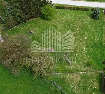 GRAĐEVINSKO ZEMLJIŠTE 1500 m2 - Drenje Brdovečko, Brdovec