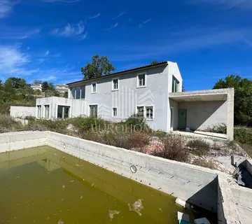 GROŽNJAN, VILA 184m2, ZEMLJIŠTE 2442m2 - cover