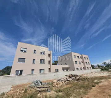 ZATON, POVOLJNA CIJENA! ODLIČNA PRILIKA! Prizemlje, 66,64m2 - Zaton, Nin