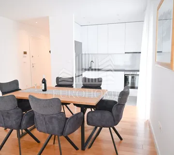 SPLIT, PODSTRANA, Strožnac, Luksuzan dvosoban stan, 96m2 - Podstrana - Strožanac Donji, Podstrana