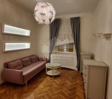 Stan u srcu Zagreba, Tkalčićeva ulica 60m2, najam - cover