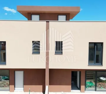 Sabunike-Prvlaka,moderna kuća sa bazenom i krovnom terasom! - cover