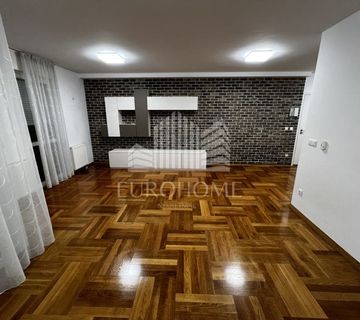 Odra, Šesterosoban Stan + VPM, 123.82 m2 - cover