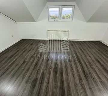 PRILIKA! 2.269€/m2 Trosoban stan 70.49m2  - cover