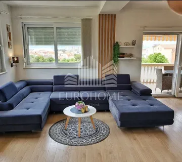 Stan: Zadar, 100.00 m2, pogled na grad i more do 1.6.2026 - cover