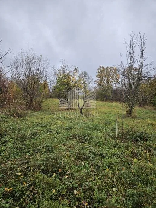 Građevinsko zemljište 3400 m2,Ivanić Grad - cover