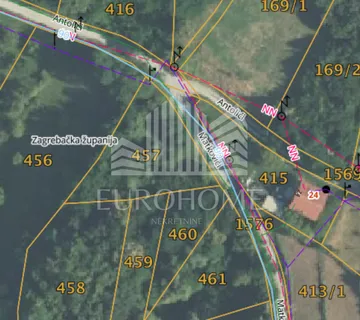 Kupljenovo, parcela idealna za gradnju, infrastruktura dostupna - cover