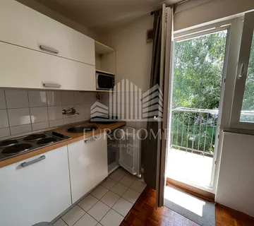 1S stan sa balkonom 25m2 + spremište, lokacija Prečko - cover