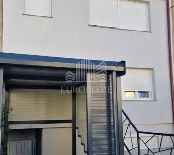 Uređen i namješten stan 65m2 –2307€/m2 - cover