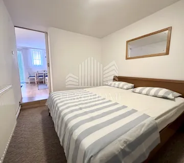 Martićeva, dvosoban stan, 36 m2 - cover
