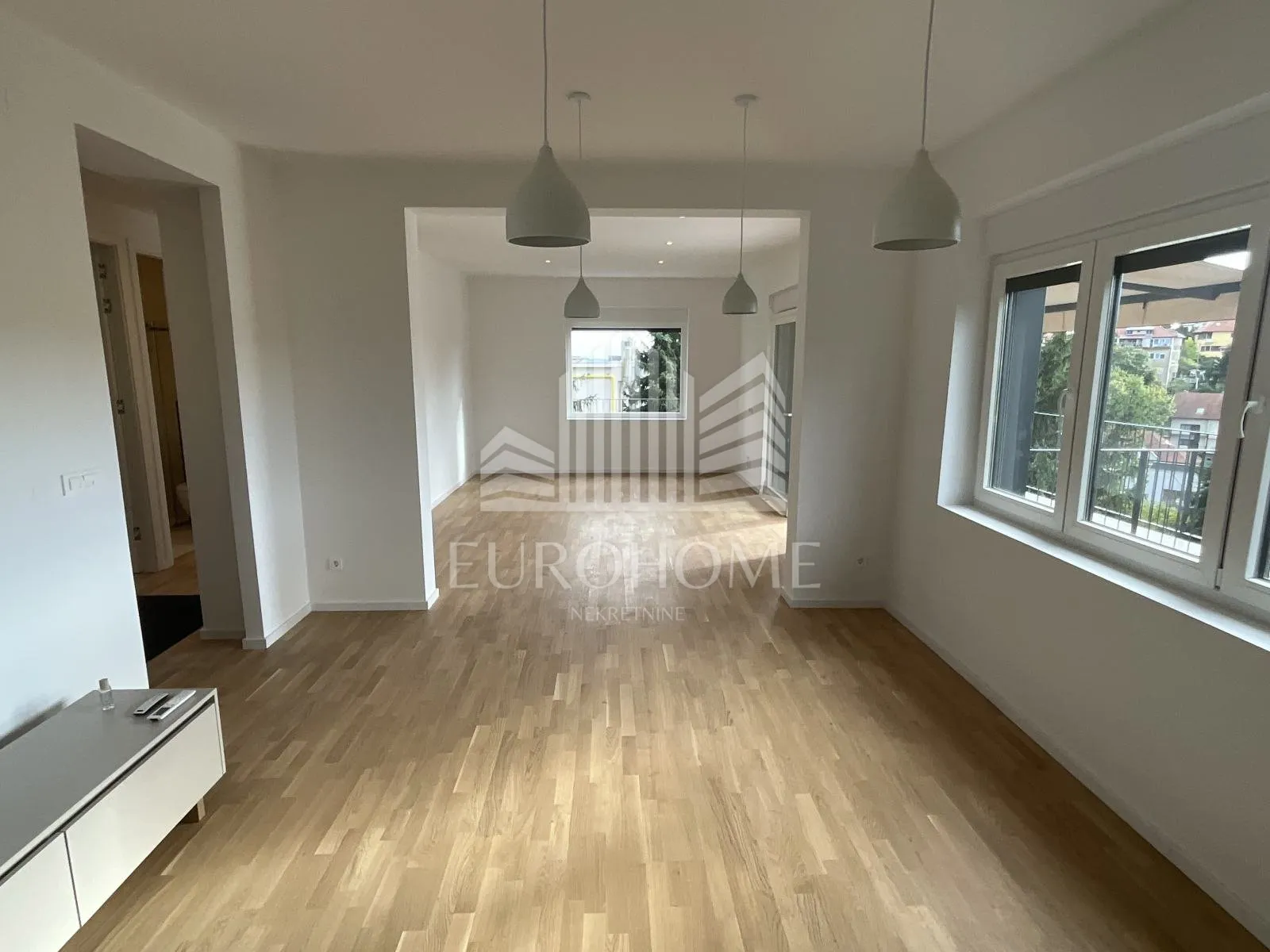 LUKSUZAN TROSOBNI STAN 90m2, LAŠĆINA, MAKSIMIR - cover