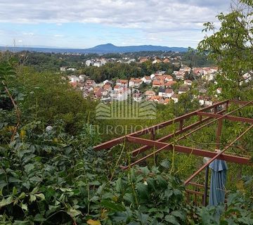 KUĆA 7s, 287 m2 - obiteljska idila u Bijeniku, predivan pogled - cover