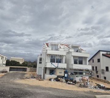 Gajac-Škuncini Stani, stan 50m2,odmah useljivo! - cover