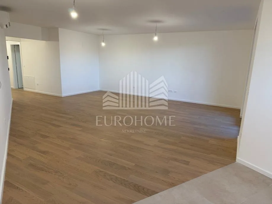 Prostran 4-sobni stan 132 m² u novogradnji – Lanište - cover