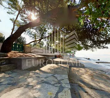 ZADAR- PETRČANE- GRAĐEVINSKO ZEMLJIŠTE 30M OD MORA - cover