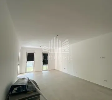 ZADAR- BIBINJE- Prizemlje sa bazenom u novogradnji 100m2 - cover