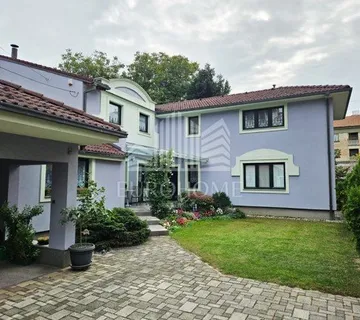 Samostojeća kuća 250 m²,blizu Kvaternikovog trga - cover