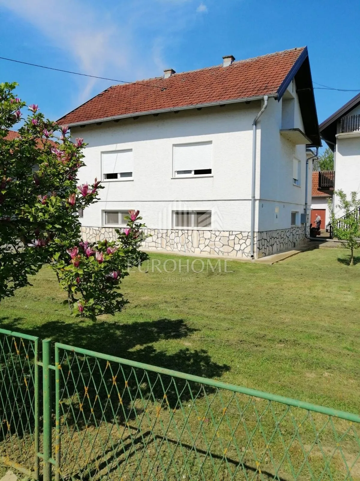 Dvije kuće na jednoj parceli – idealno za dvije obitelji ili poslovnu namjenu - cover